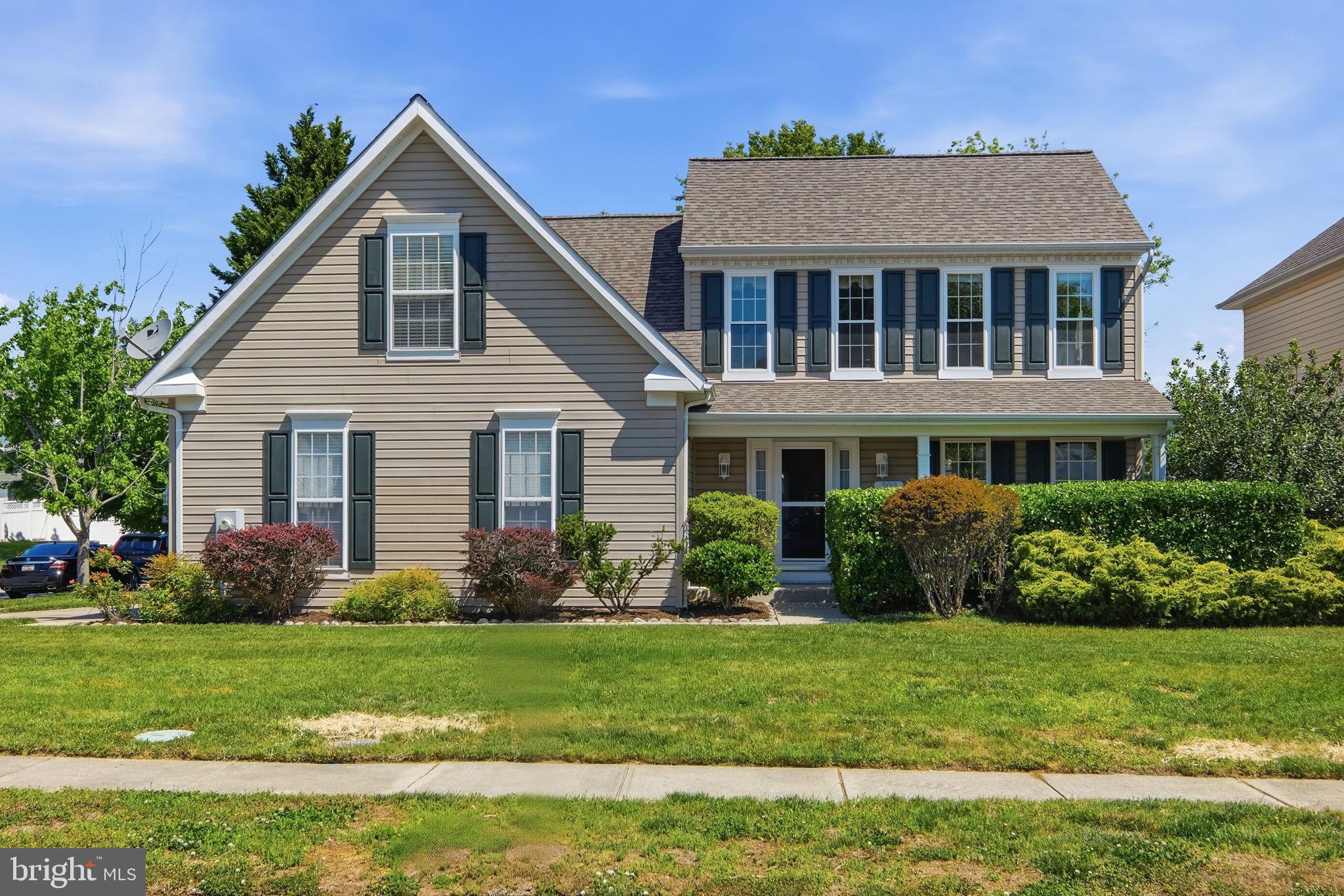 303 CREEKS END LANE