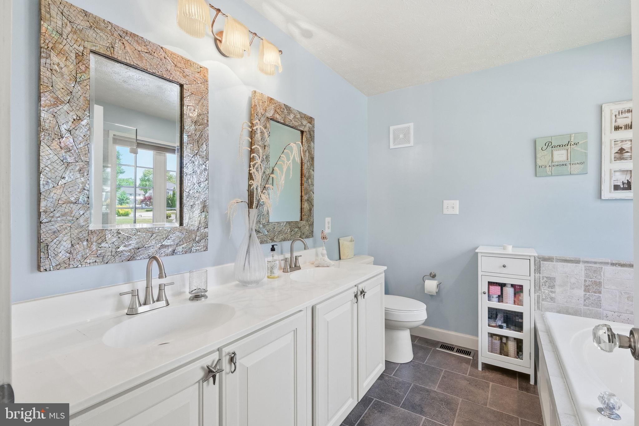 303 CREEKS END LANE