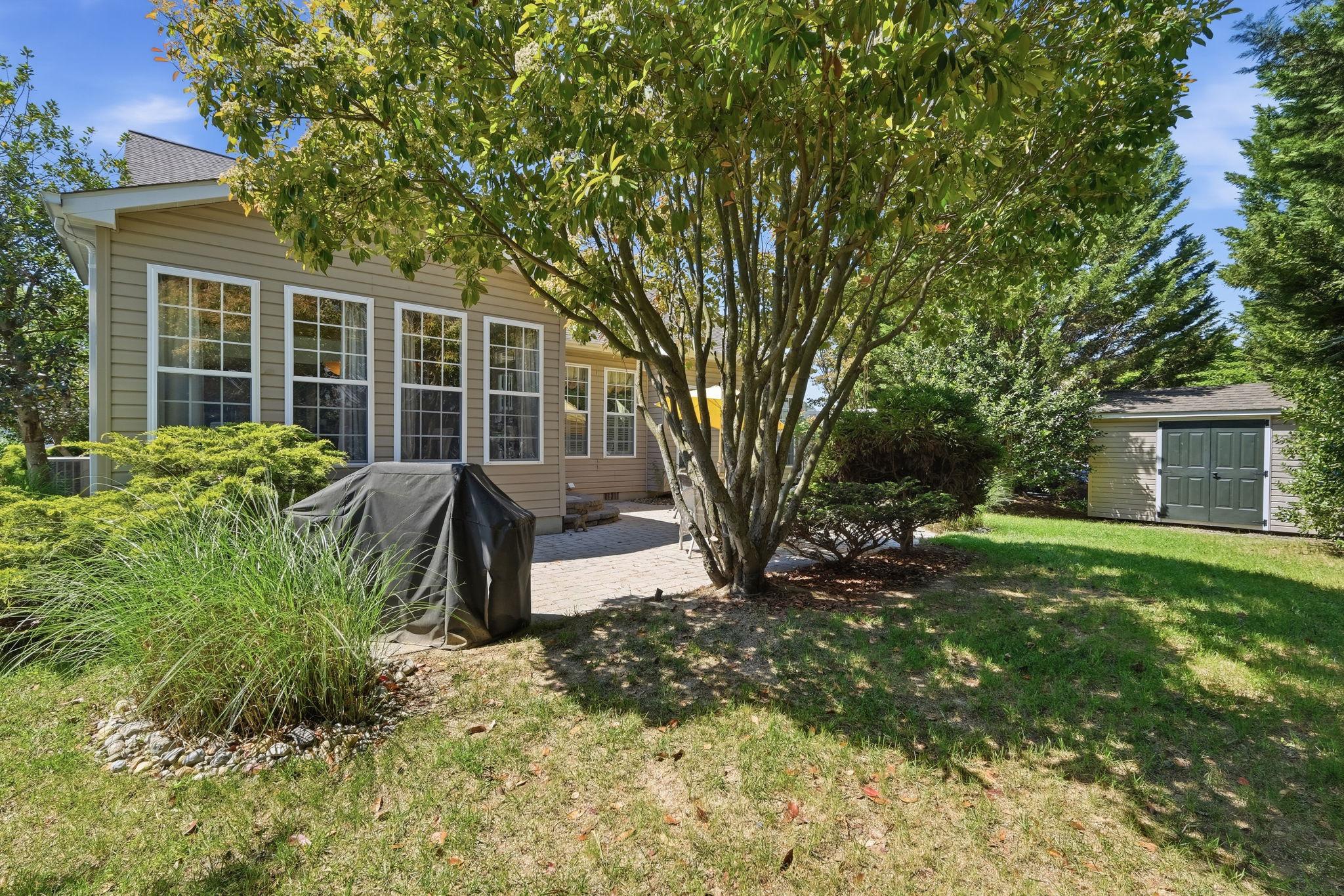 303 CREEKS END LANE