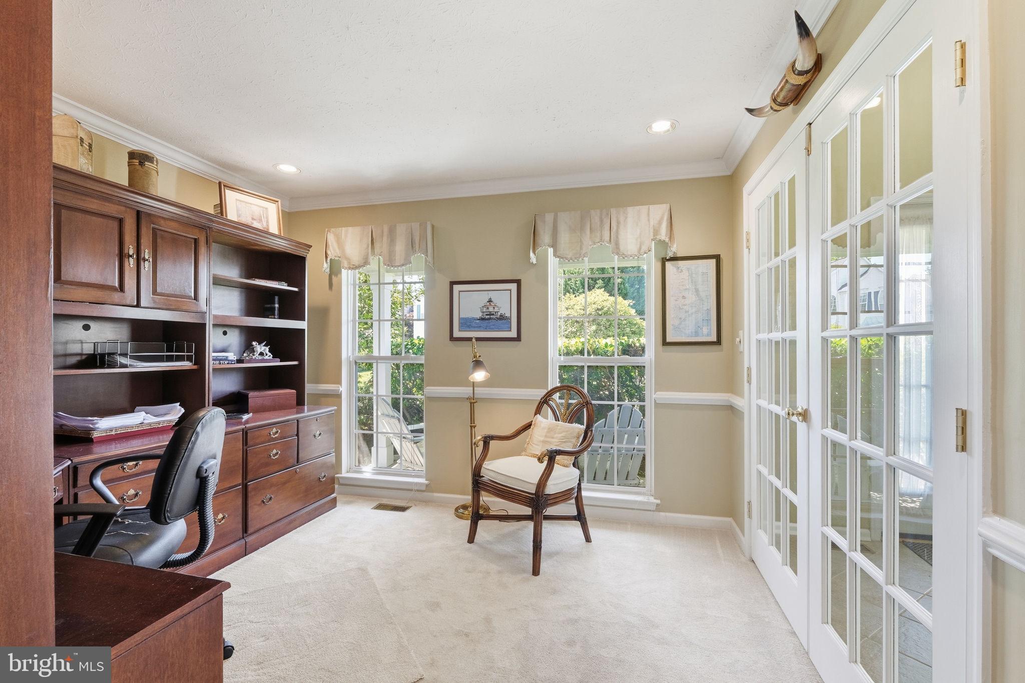 303 CREEKS END LANE