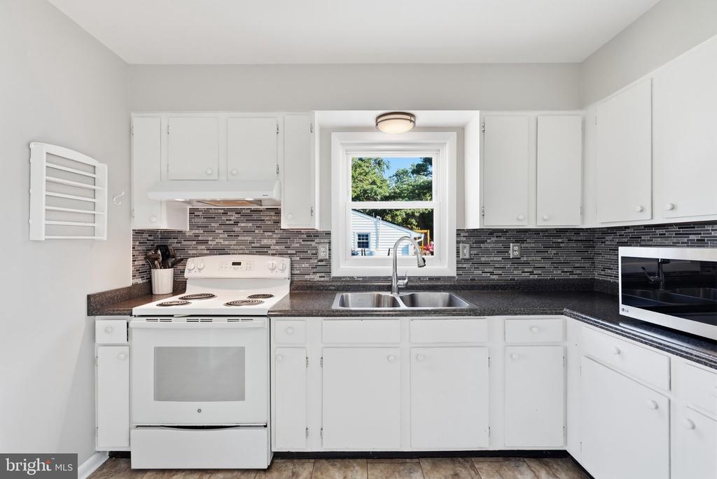 1609 CRAB ALLEY DRIVE Unit: -