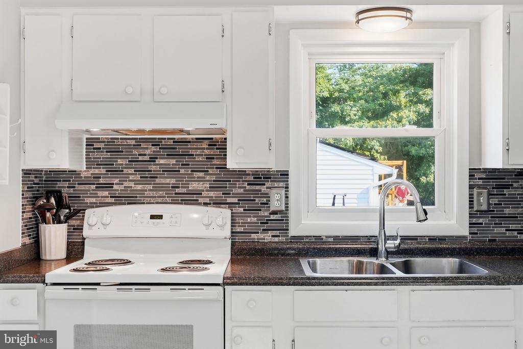 1609 CRAB ALLEY DRIVE Unit: -