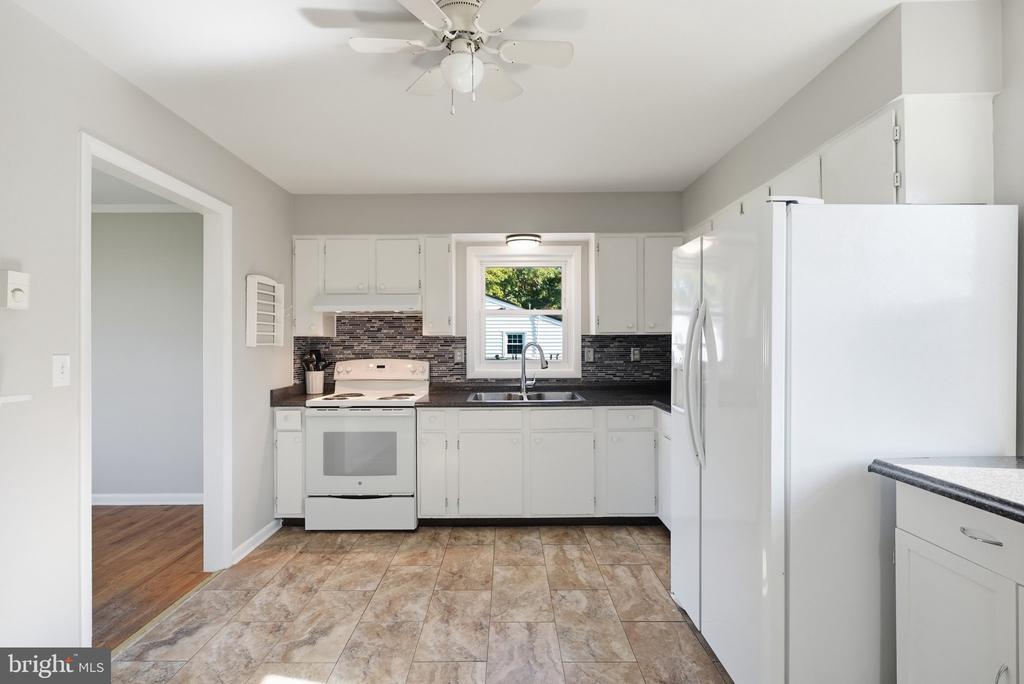 1609 CRAB ALLEY DRIVE Unit: -
