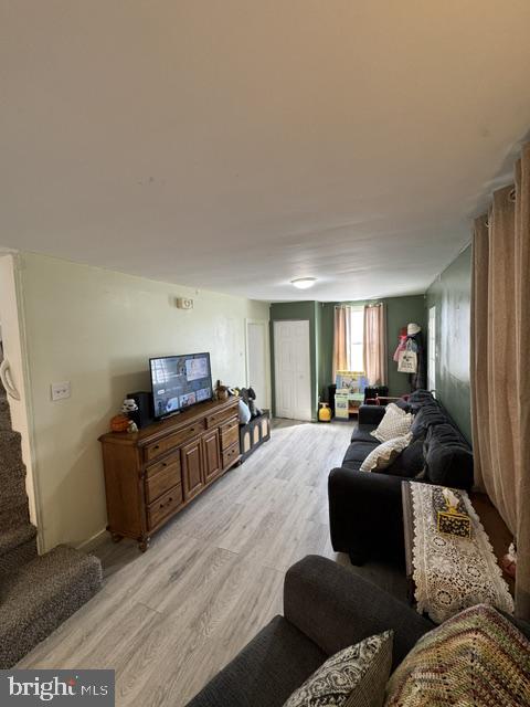 527 MAIN