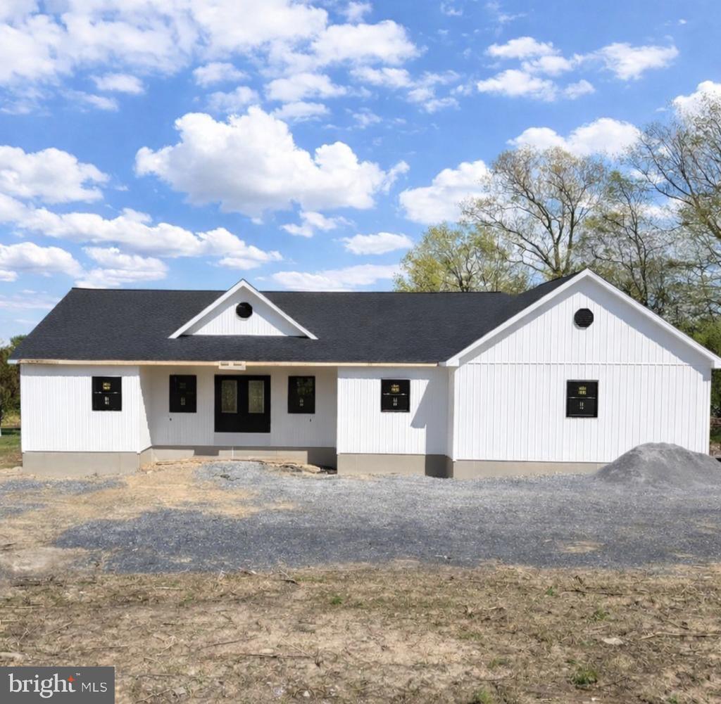 51 HOLLY ESTATES DRIVE