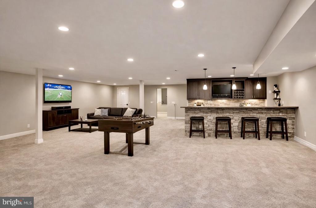 51 HOLLY ESTATES DRIVE