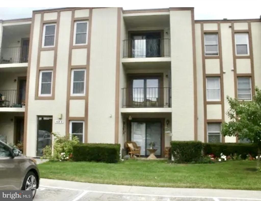 1406 BRADLEY DRIVE Unit: K-112