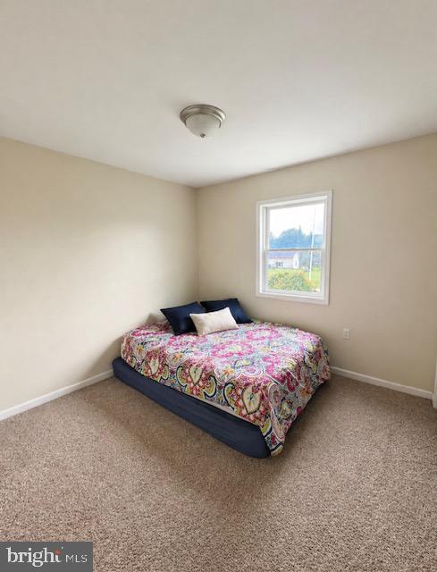 1577 STREAMSIDE DRIVE