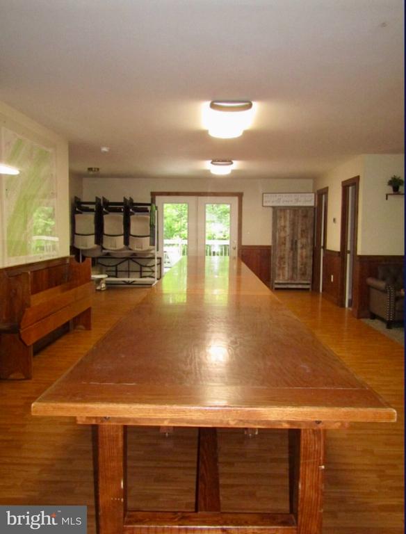 1624 SMOKEY HOLLOW ROAD