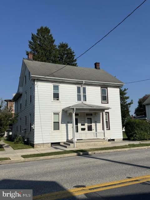 320 N RAILROAD STREET