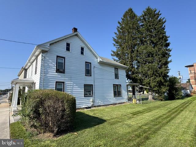 320 N RAILROAD STREET