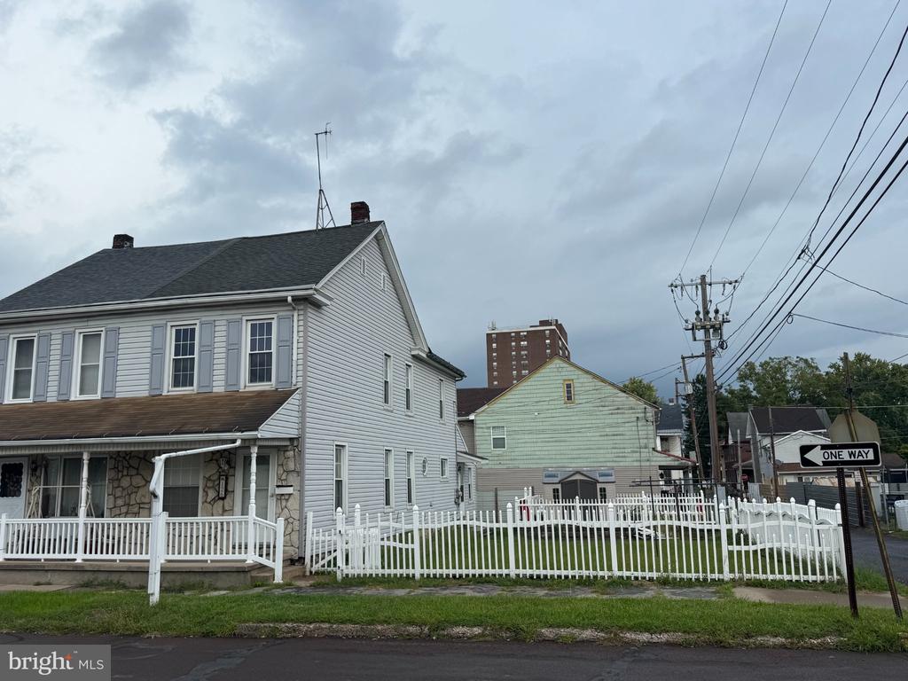 126 WALNUT STREET