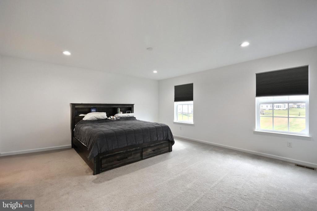4021 COUNTRY DRIVE
