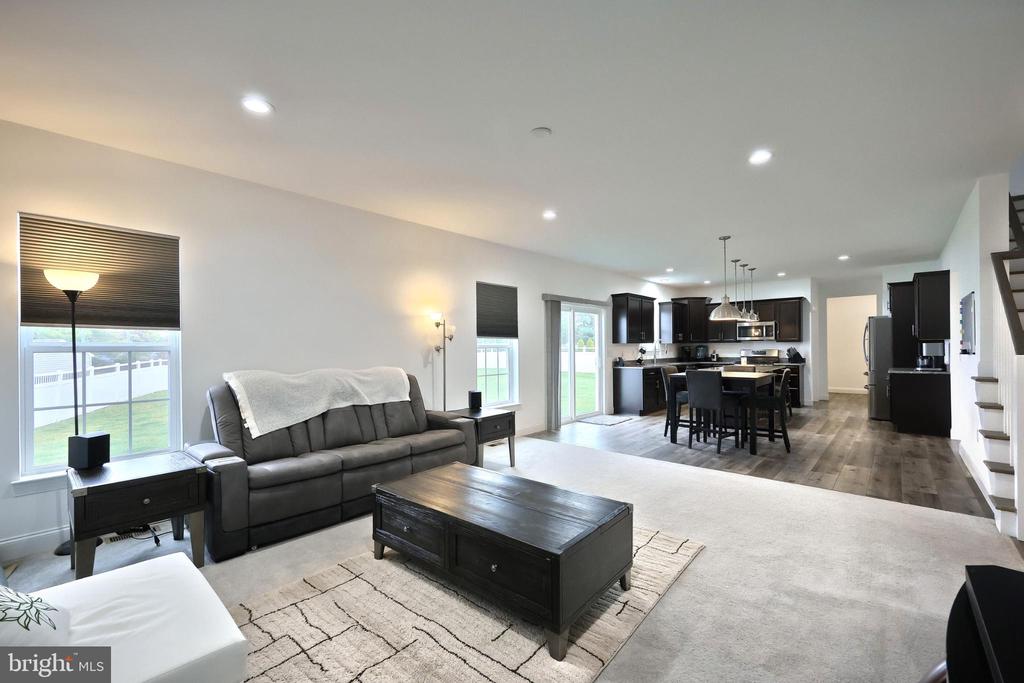 4021 COUNTRY DRIVE