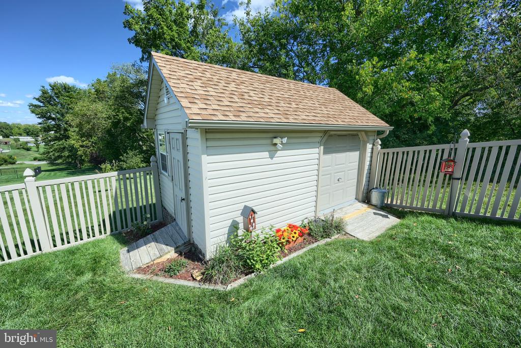 50 FOX RUN ROAD