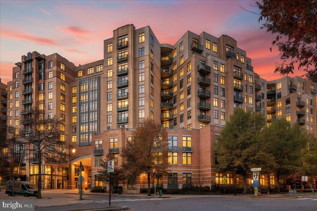 2720 S ARLINGTON MILL DRIVE Unit: 1107
