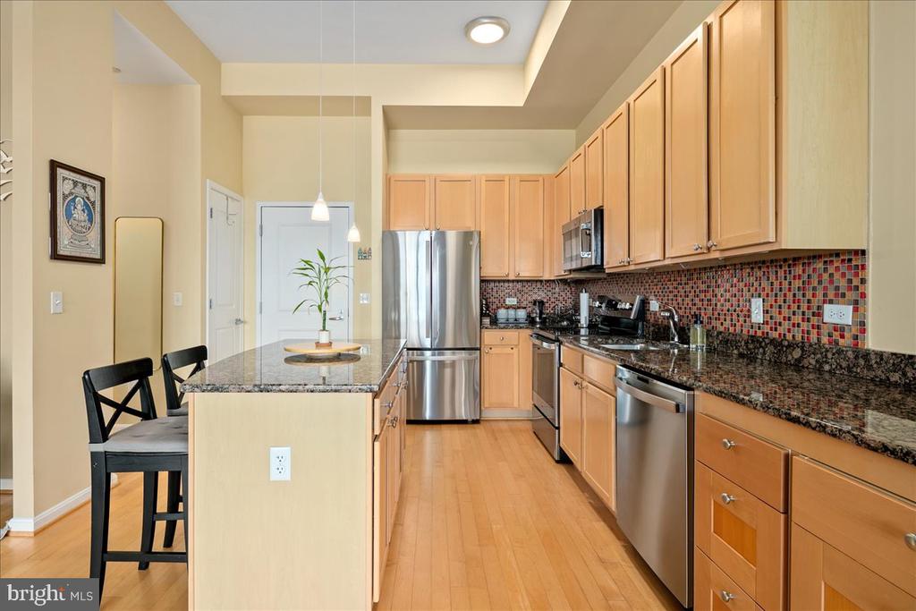 2720 S ARLINGTON MILL DRIVE Unit: 1107