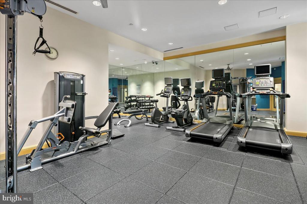 2720 S ARLINGTON MILL DRIVE Unit: 1107
