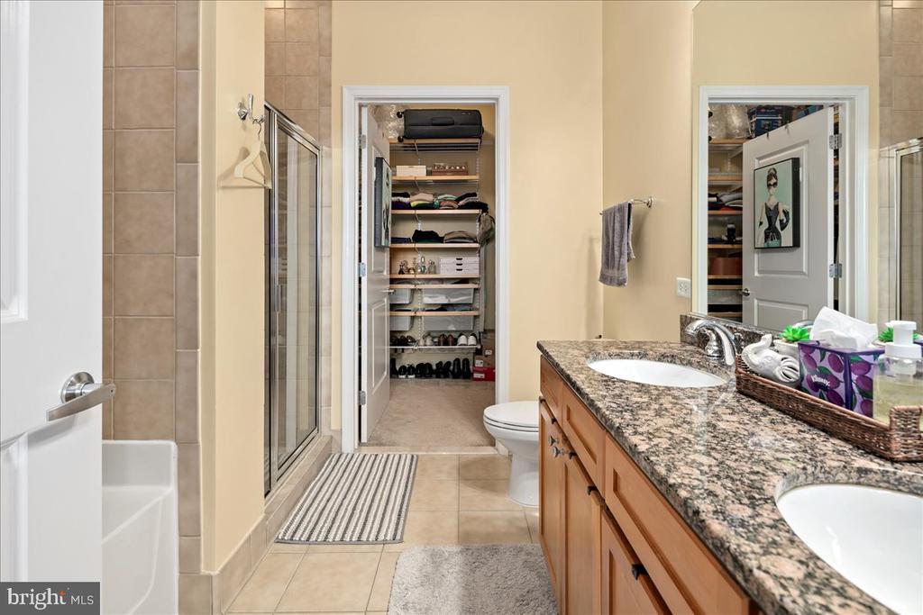 2720 S ARLINGTON MILL DRIVE Unit: 1107