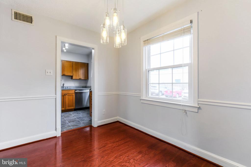 2707 ARLINGTON BOULEVARD Unit: 106