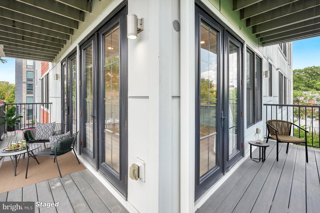 1245 N PIERCE STREET Unit: 8