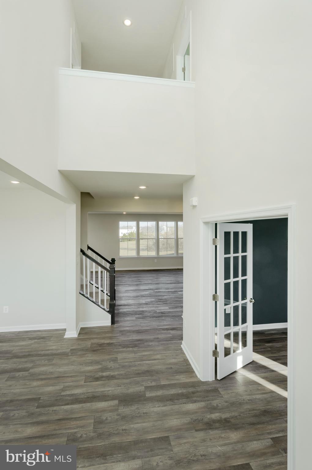 2348 HAWKSHILL DRIVE HARLOW II # 2222