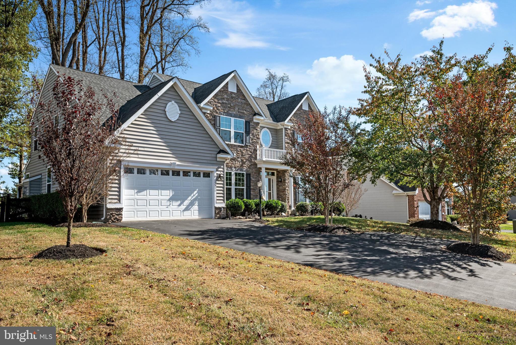 15511 HILLVIEW COURT