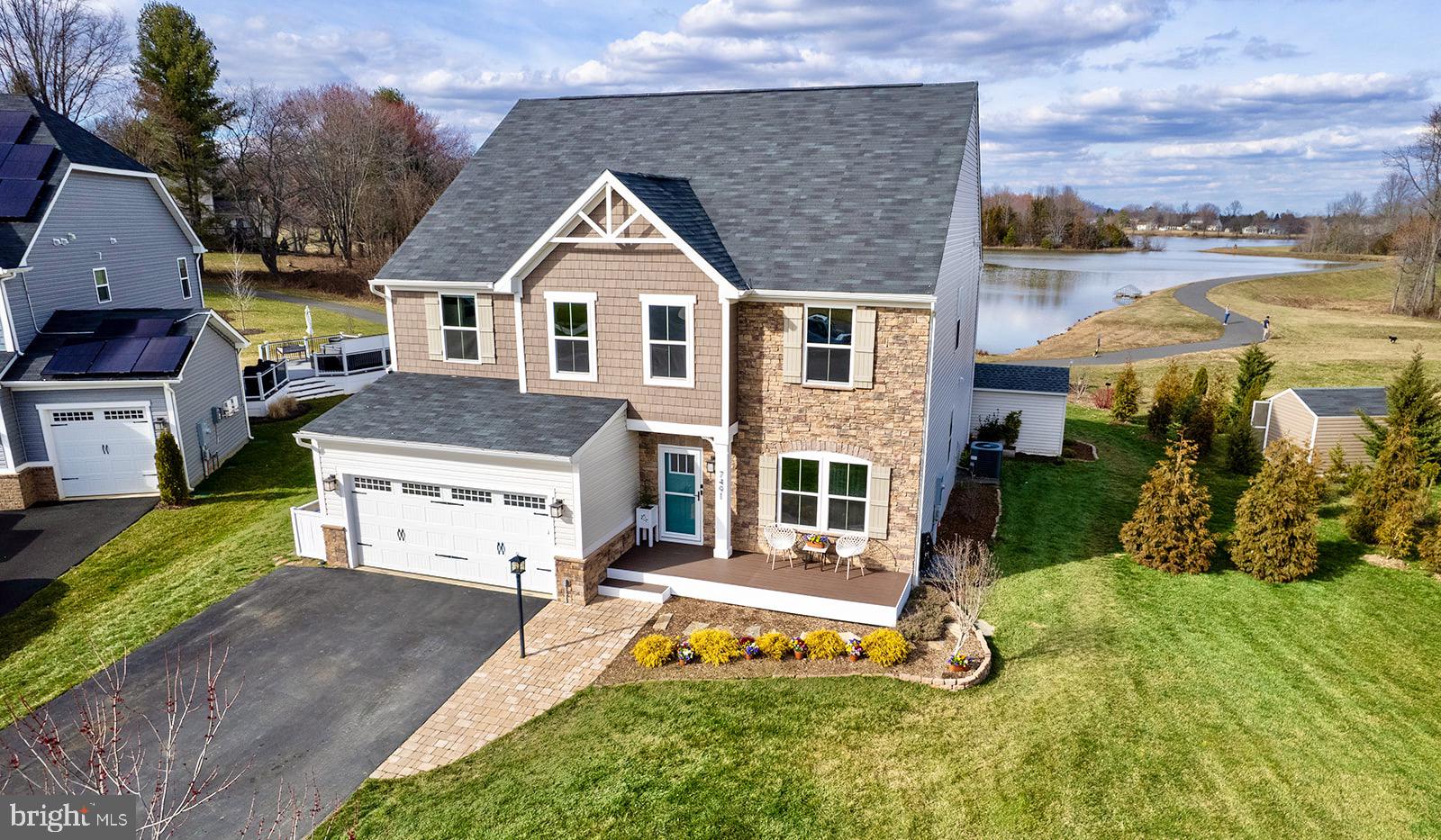 7491 LAKE WILLOW COURT