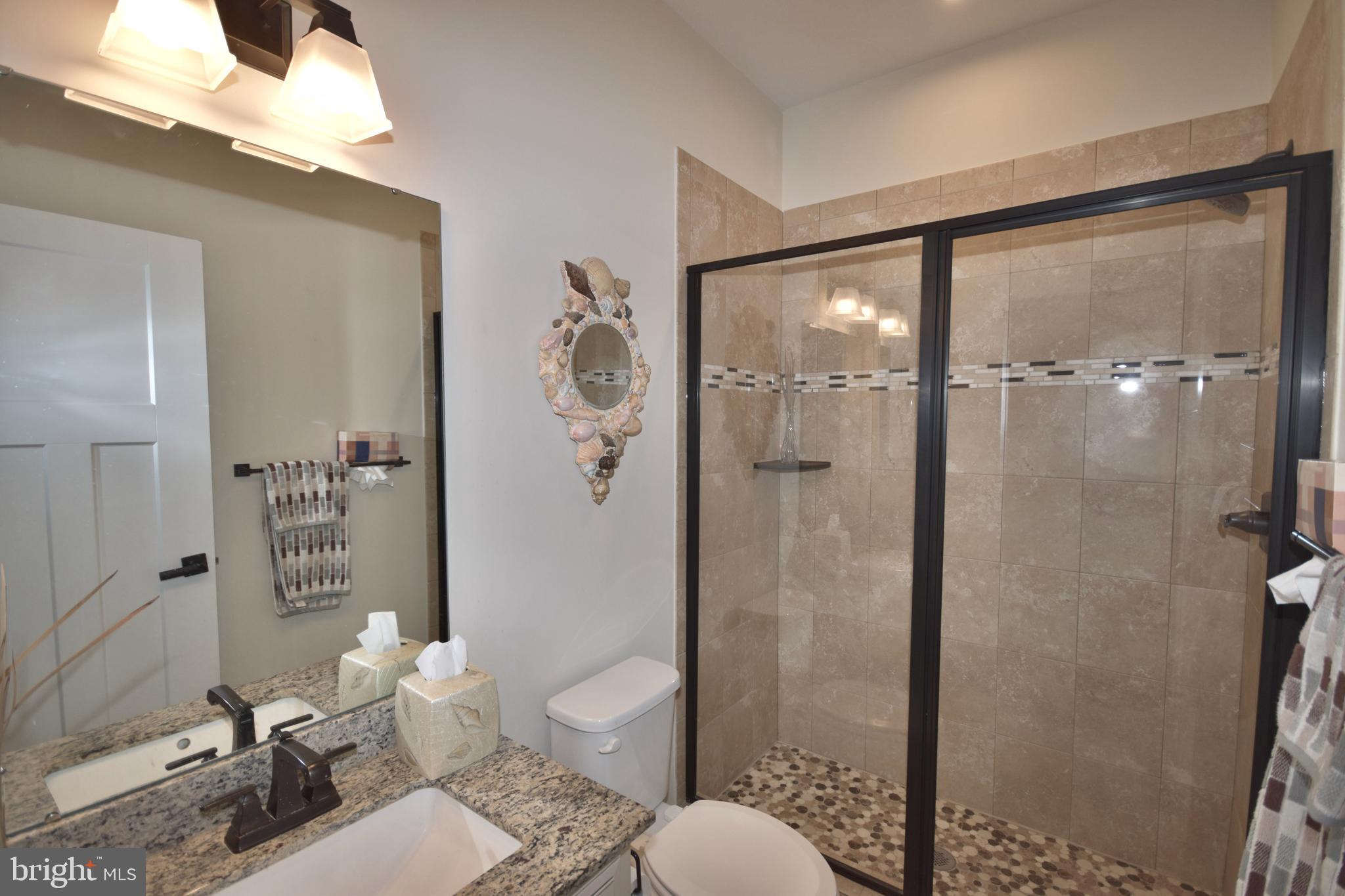 7495 LAKE WILLOW COURT