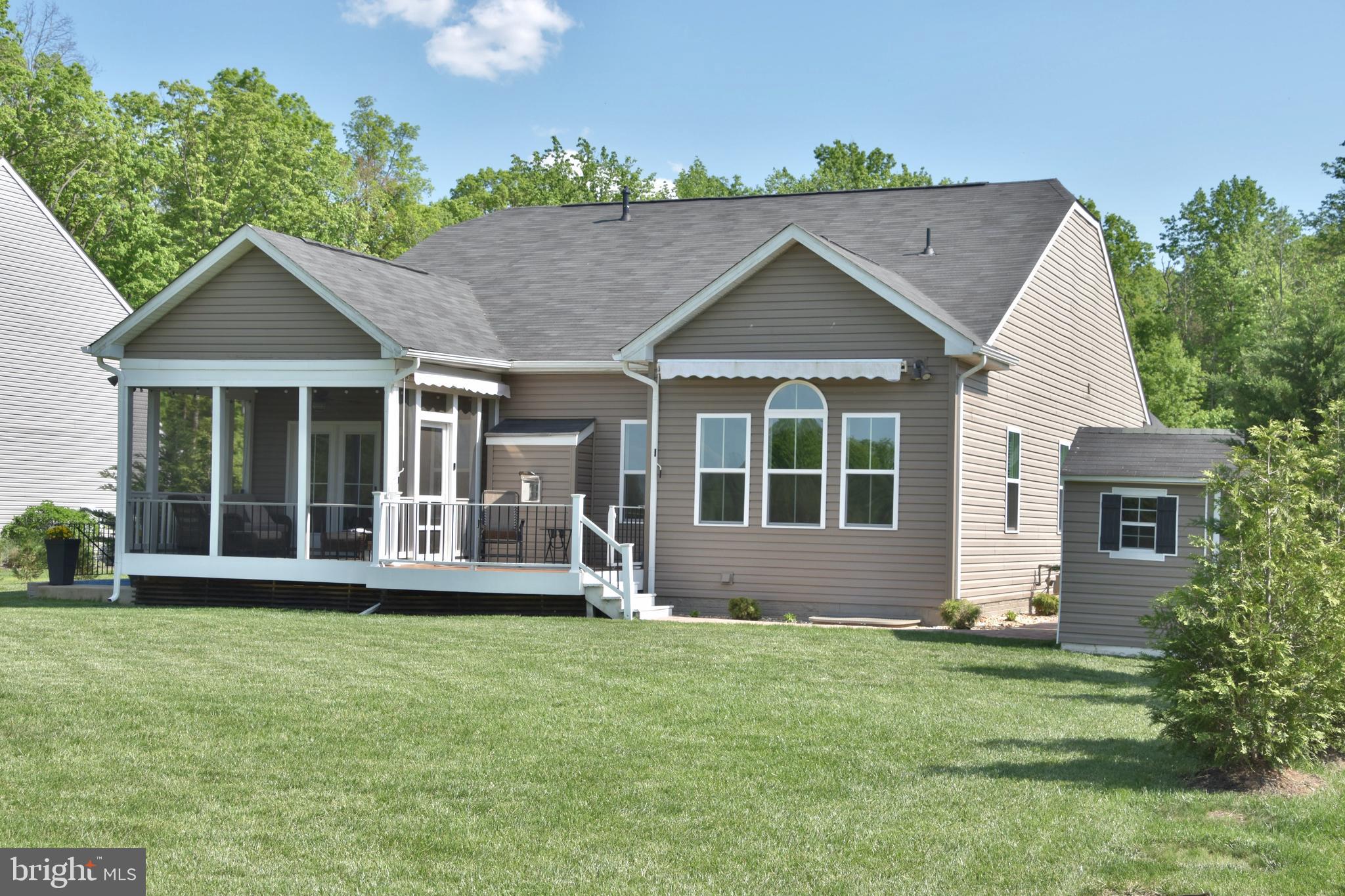 7495 LAKE WILLOW COURT