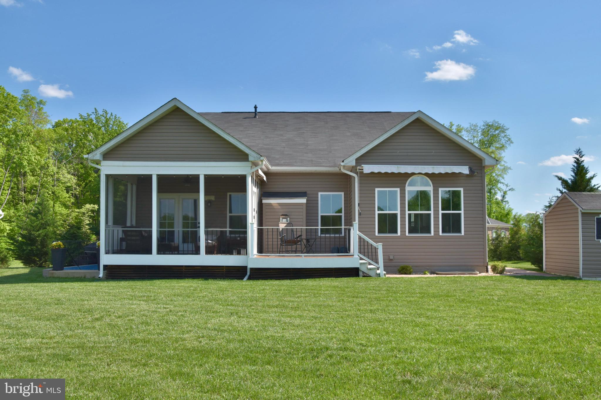 7495 LAKE WILLOW COURT