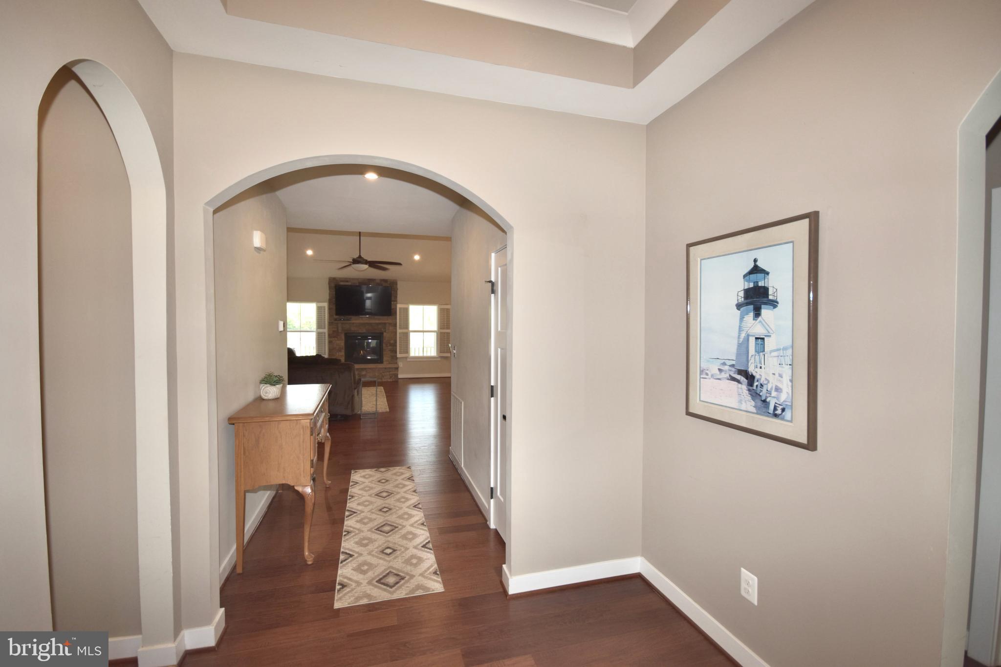 7495 LAKE WILLOW COURT