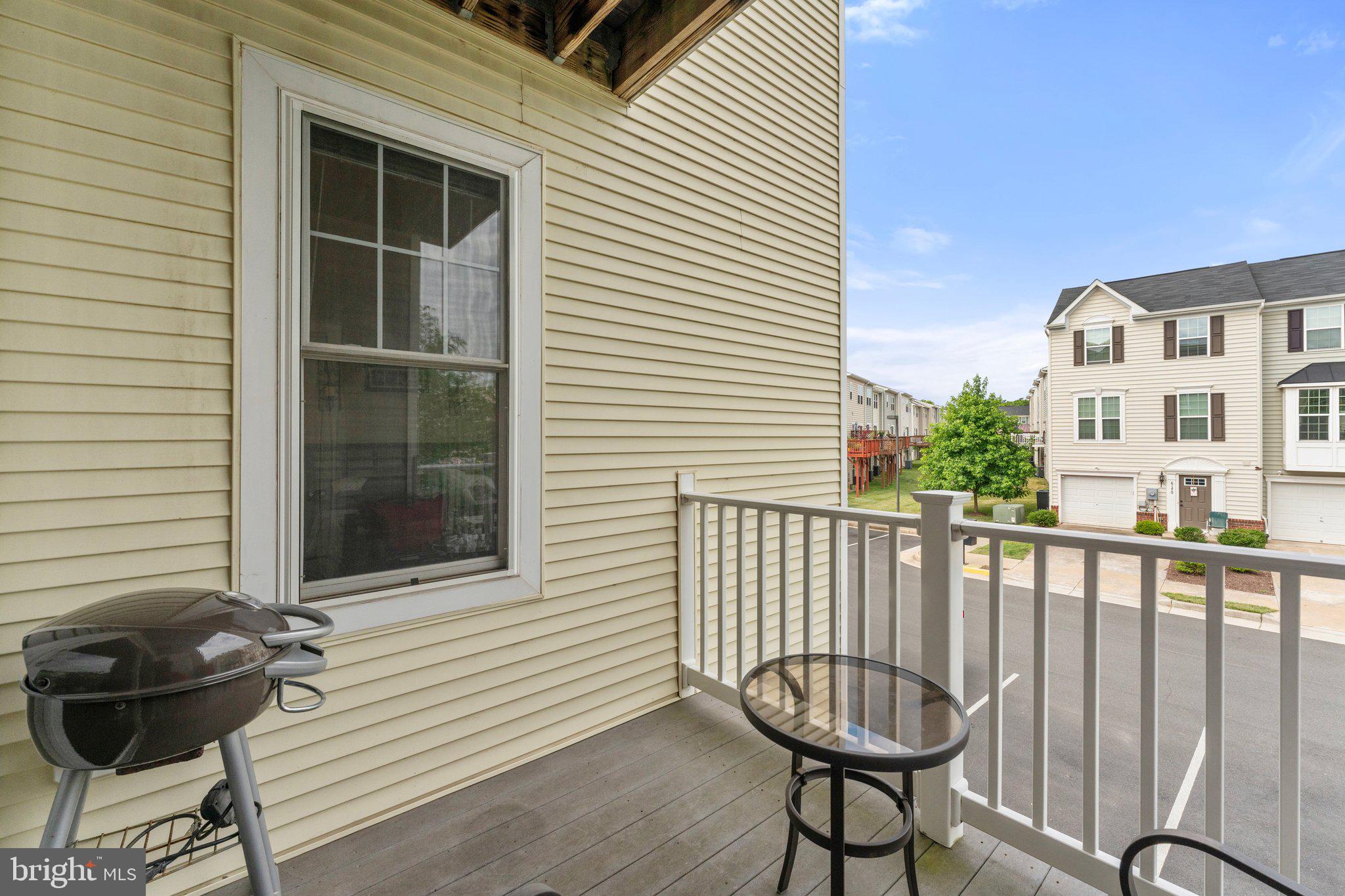 6163 WILLOW PLACE 201