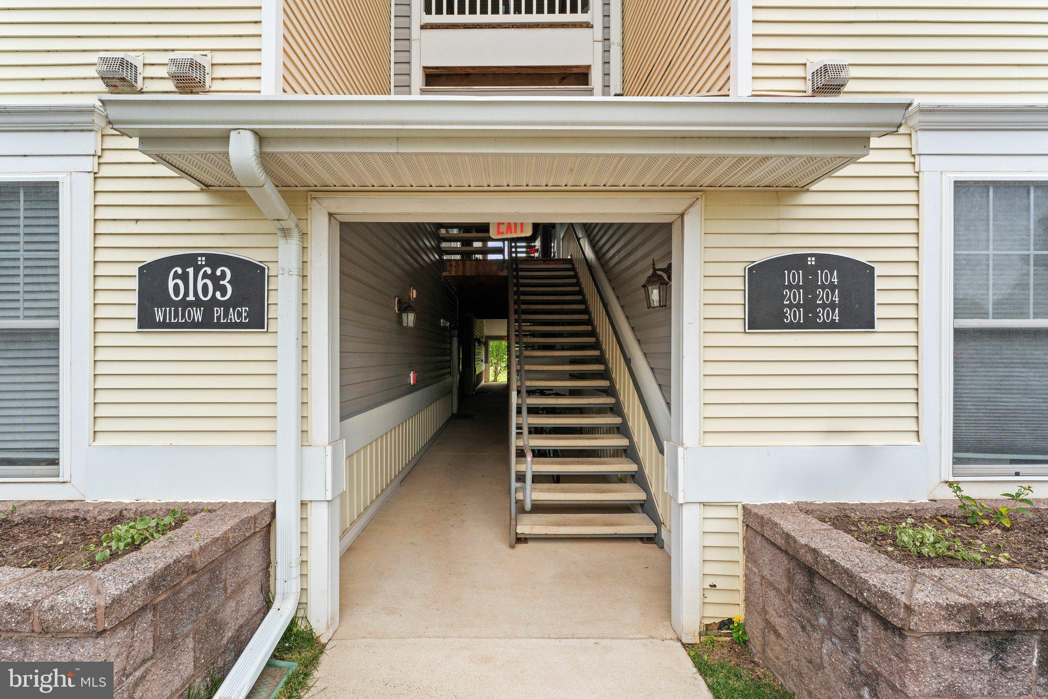 6163 WILLOW PLACE 201
