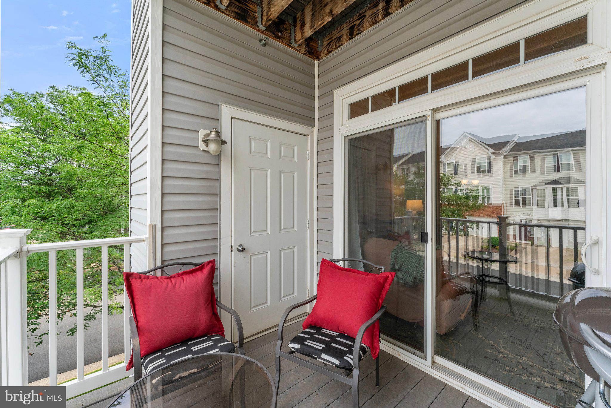 6163 WILLOW PLACE 201