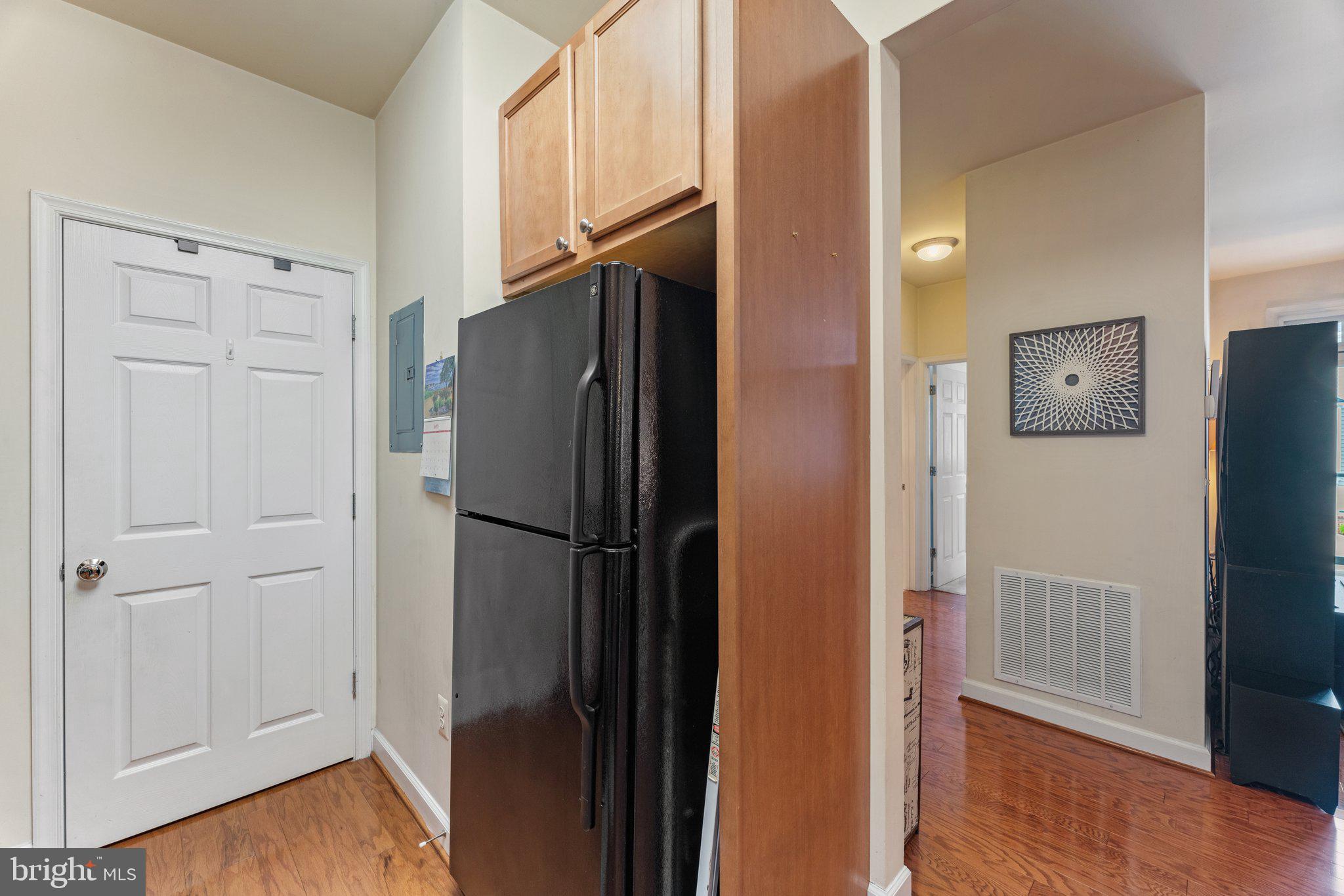 6163 WILLOW PLACE 201