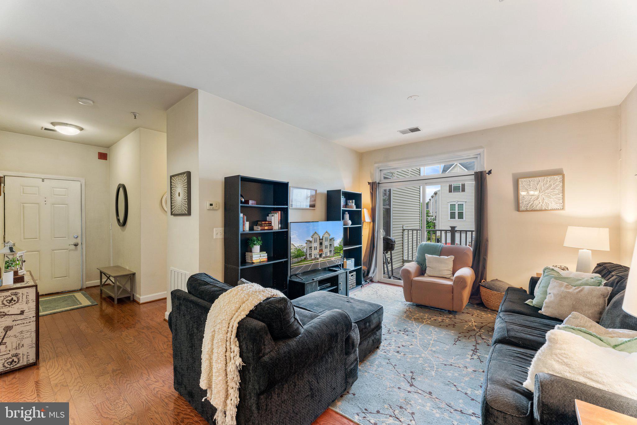 6163 WILLOW PLACE 201