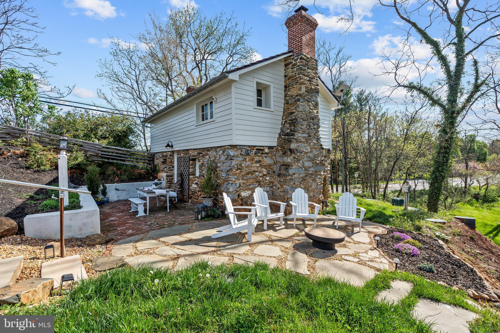 9259 JOHN S MOSBY HIGHWAY