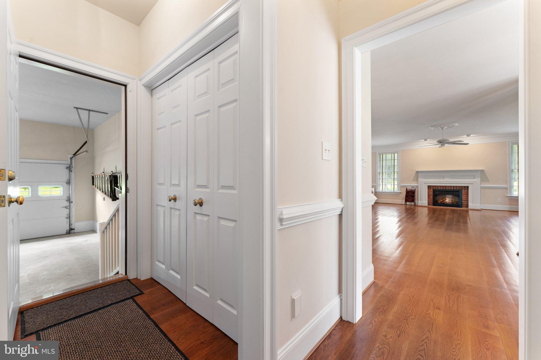 7054 LAKEVIEW DRIVE