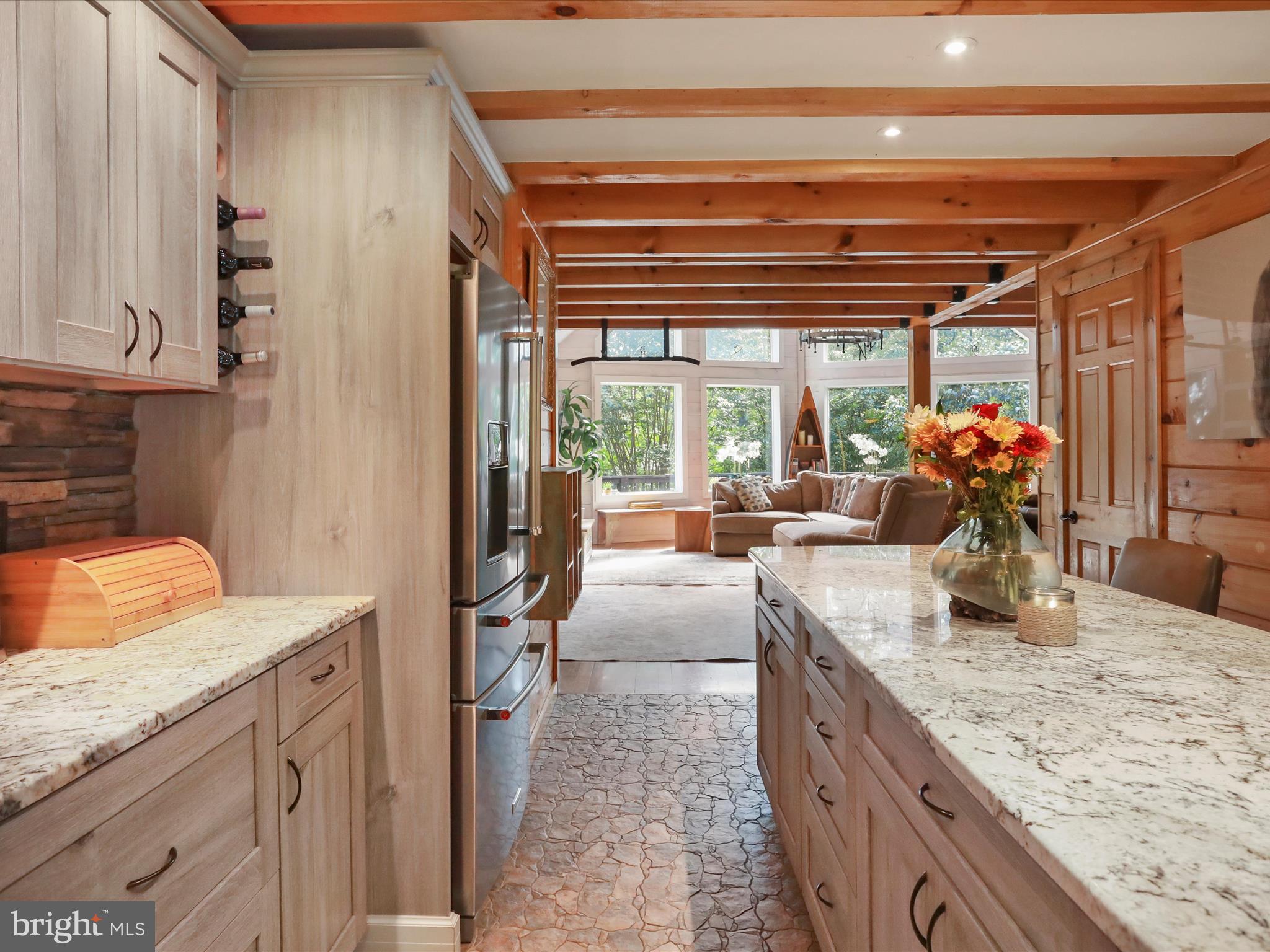 5065 COUNTRY CREEK LANE