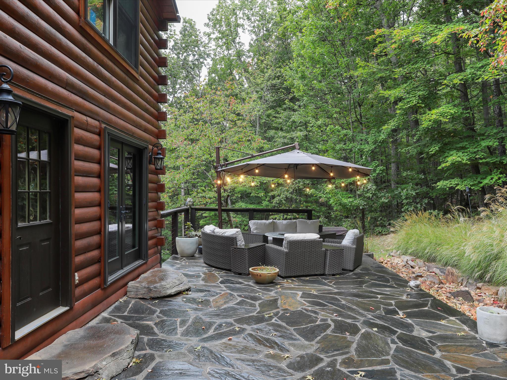 5065 COUNTRY CREEK LANE