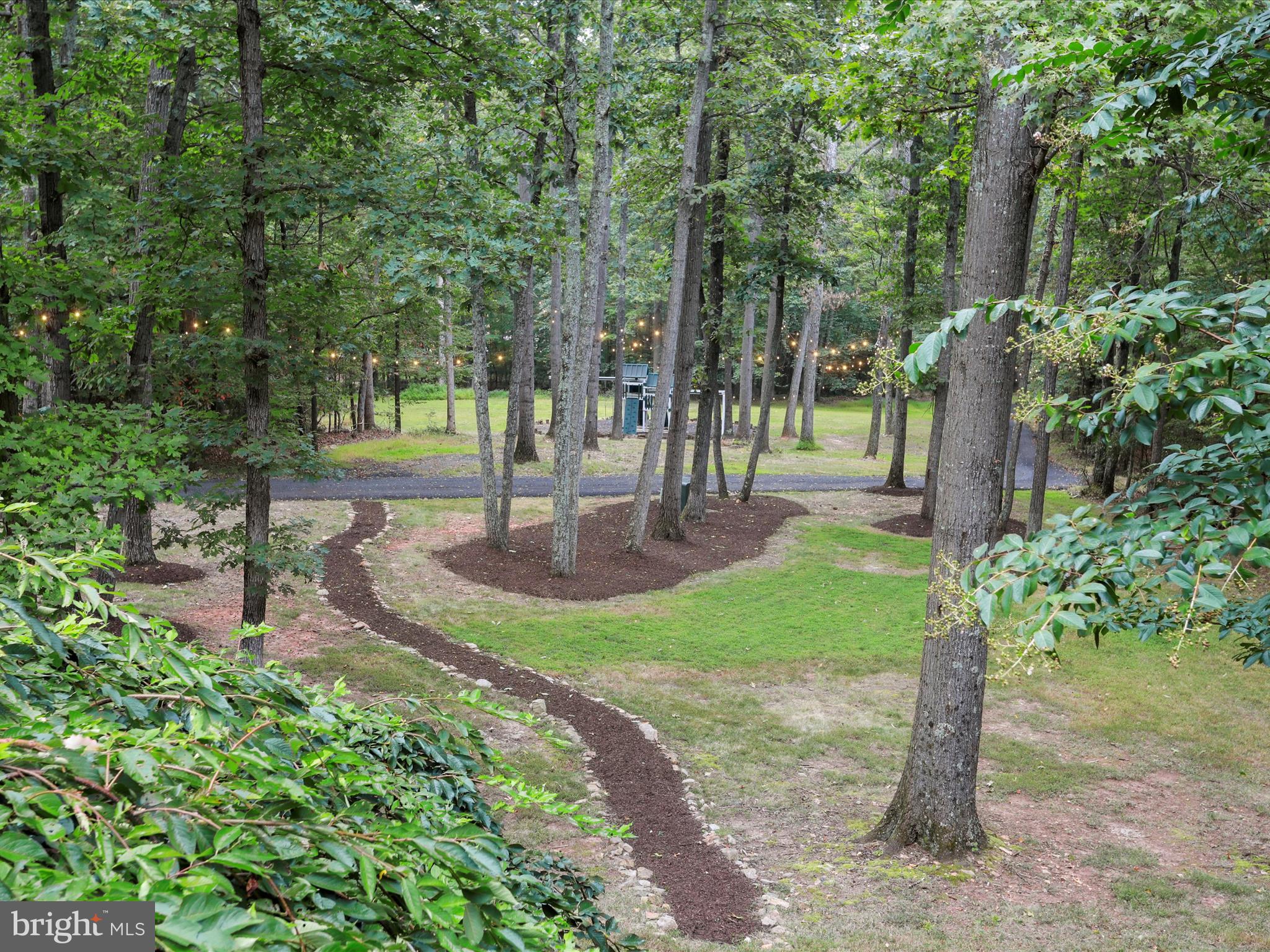 5065 COUNTRY CREEK LANE