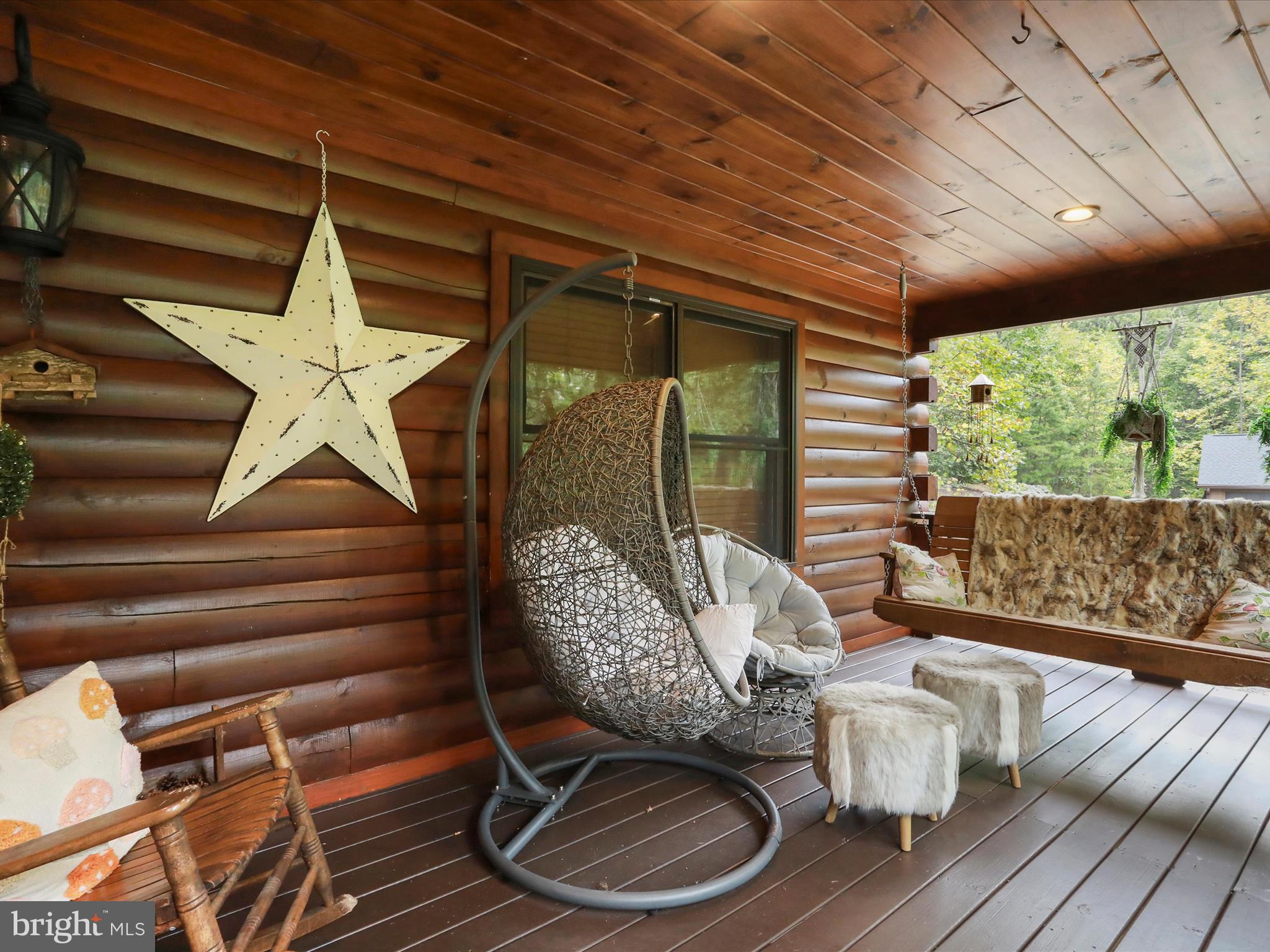 5065 COUNTRY CREEK LANE