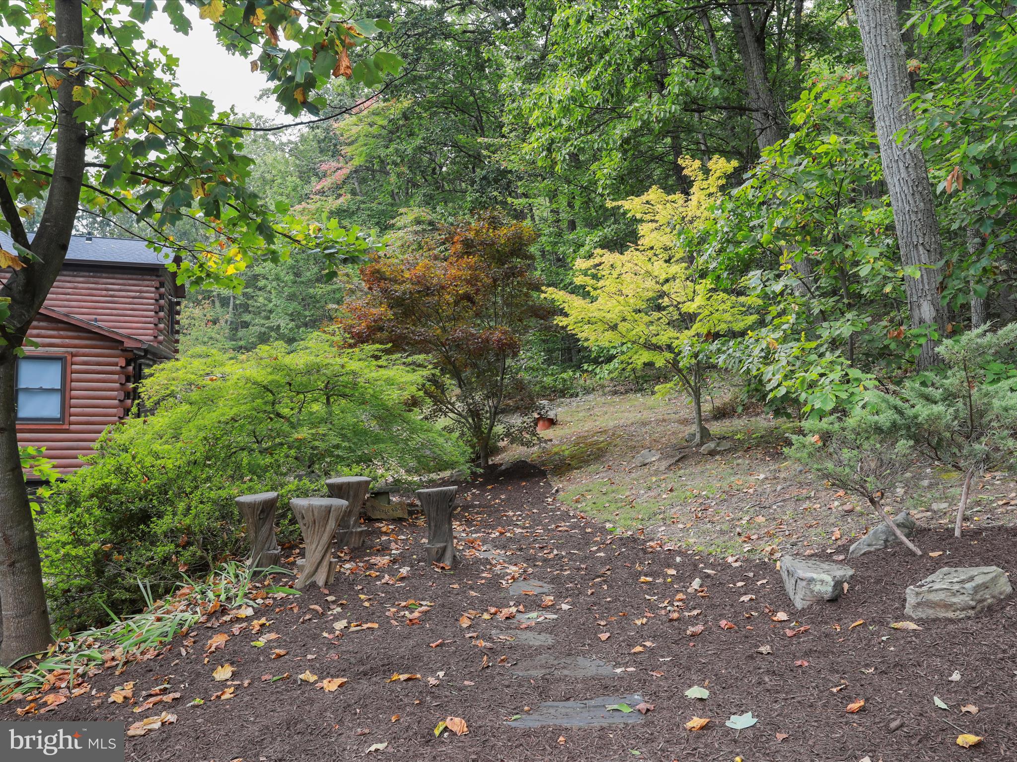 5065 COUNTRY CREEK LANE