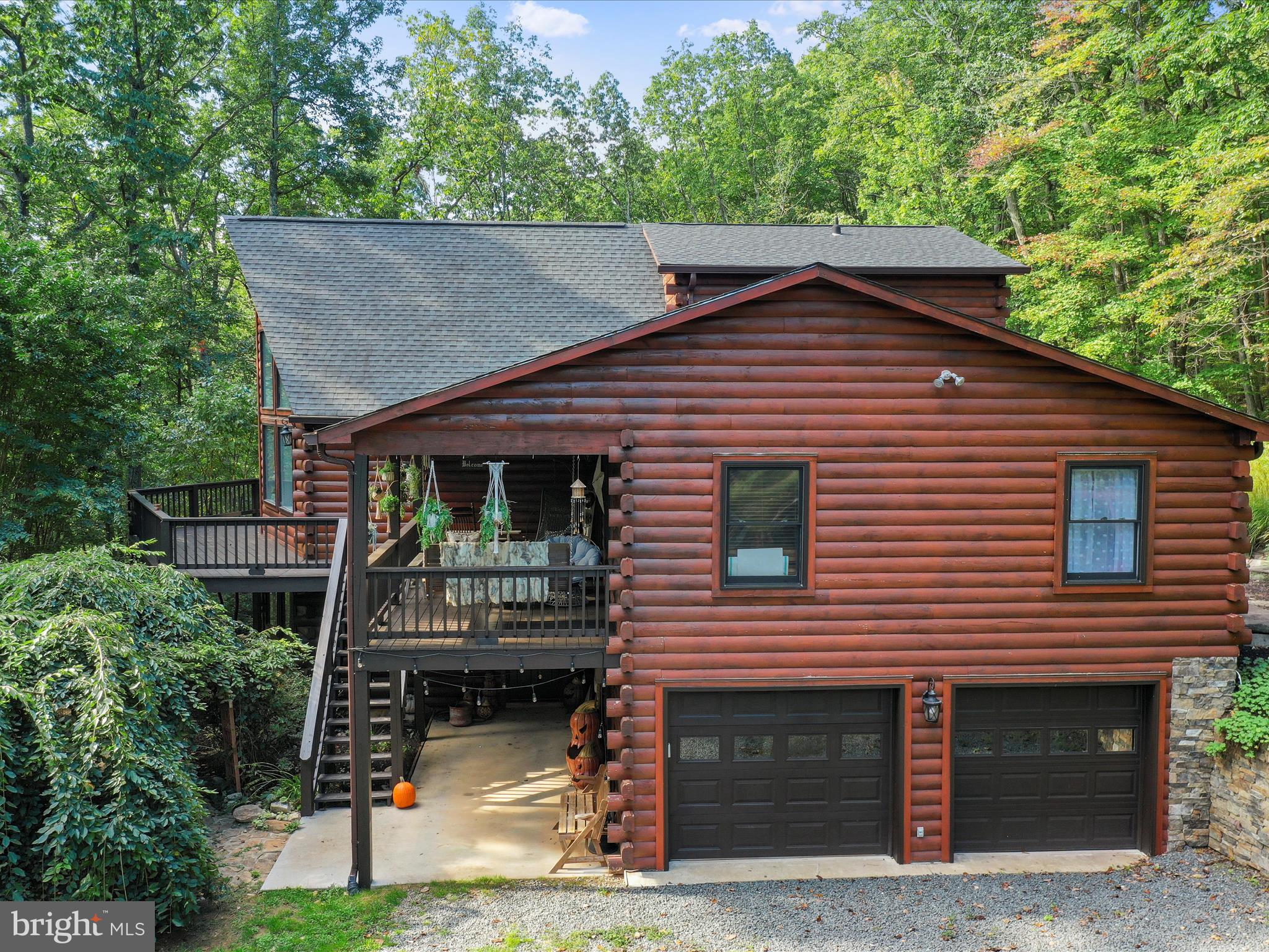 5065 COUNTRY CREEK LANE