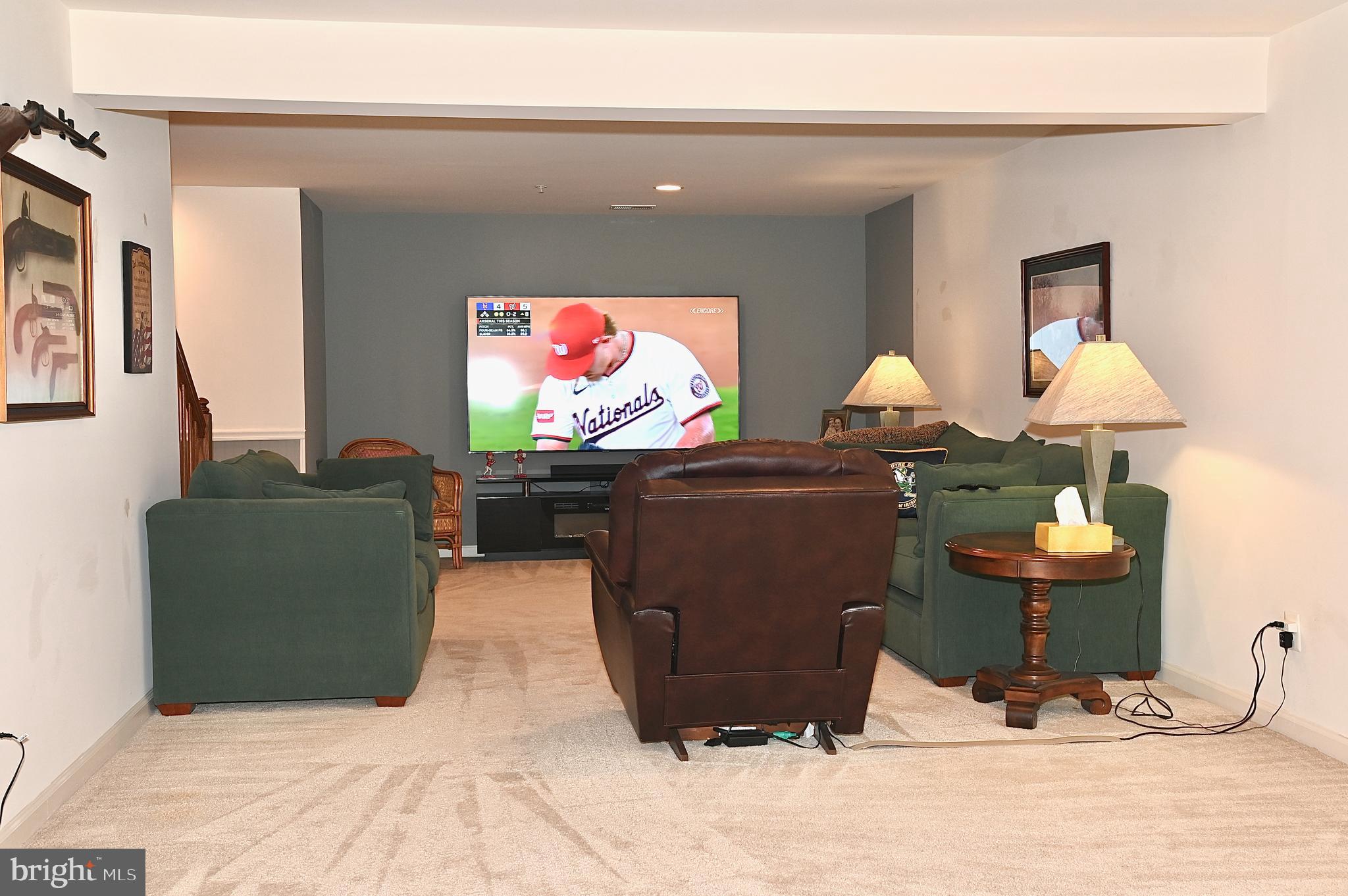 6721 HOLLY FARM LANE