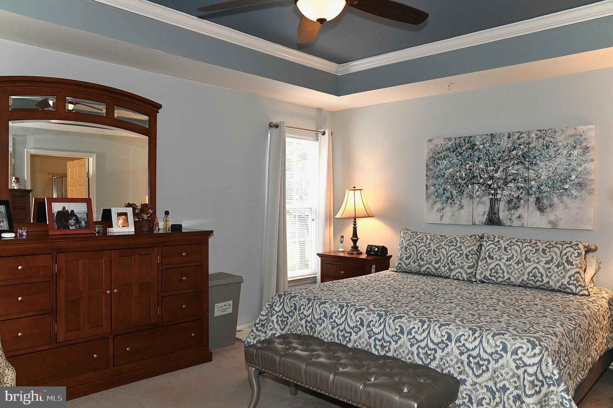 6721 HOLLY FARM LANE