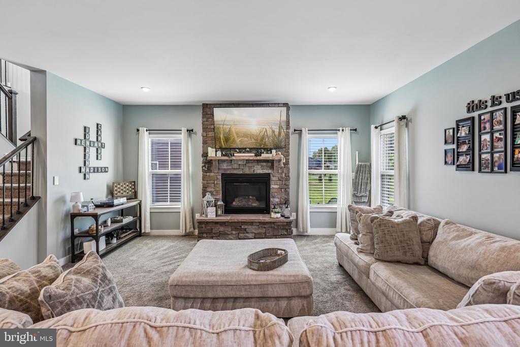 7471 LAKE WILLOW COURT