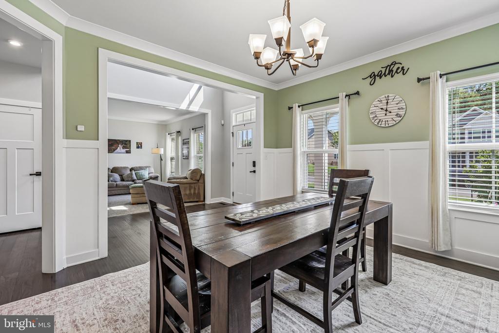 7471 LAKE WILLOW COURT
