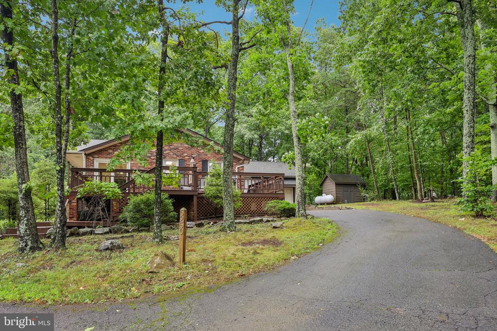 5250 DAPPLE LANE